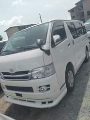 A picture of 2010 model hummer bus Location Amuwo odofin Lagos 09030746449