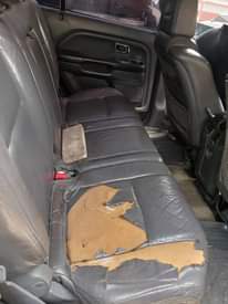 A picture of Honda Pilot 2005 Untouched engine and gear AC needs gas