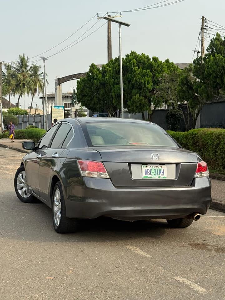 A picture of Honda accord 2009