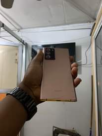 A picture of Samsung s20 ultra 5g