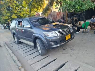 A picture of TOYOTA HILLUX