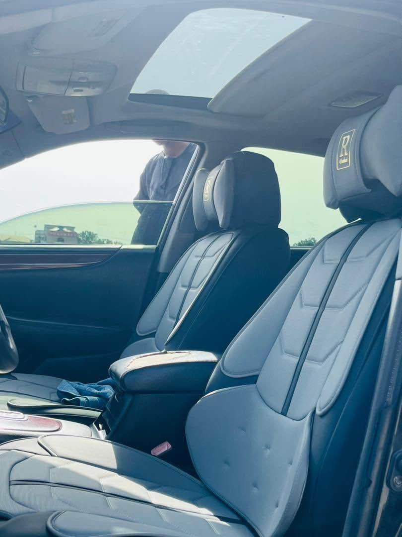 A picture of Car