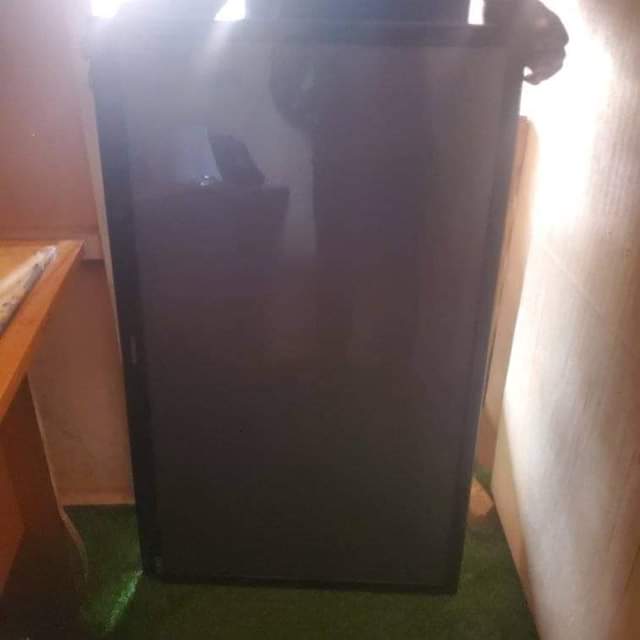 A picture of Original Samsung 43inch plasma
