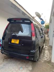 A picture of Toyota Noah sr40 inauzwa 12 5million