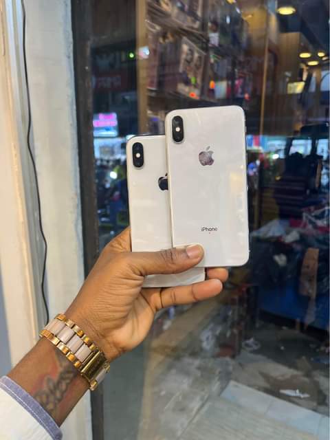 A picture of IPHONE X NO FACE ID GB 64 310 000