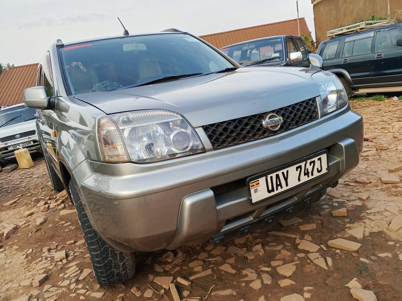 A picture of 2007 Nissan x trail