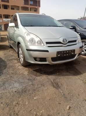 A picture of Neatly Used Toyota Corolla Verso 2005 Model Automatic Transmission three