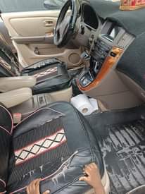 A picture of Lexus Rx 300
