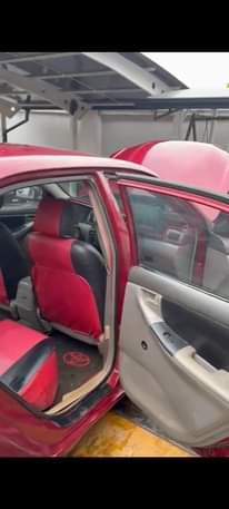 A picture of FASTEST FINGER FIRST BODY Neatly flashed YEAR 2006 AC Chilling