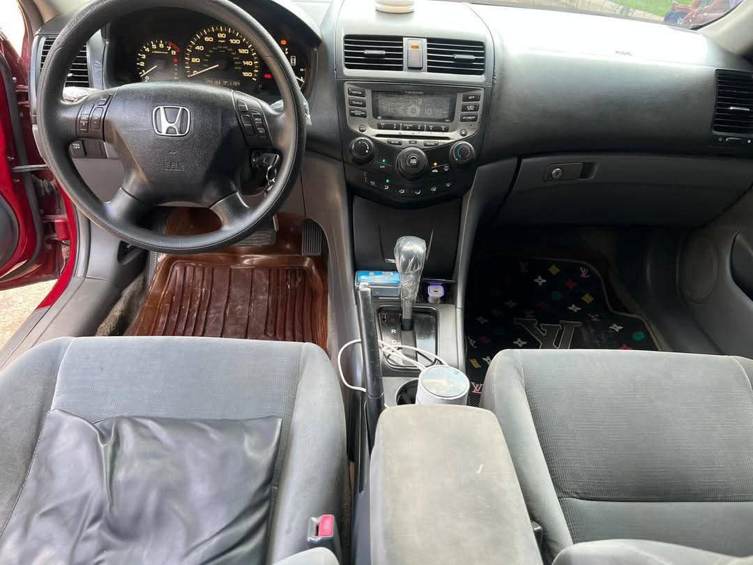 A picture of Honda DC V6