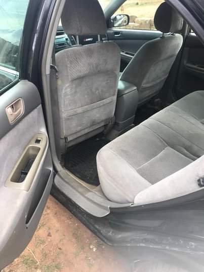 A picture of Camry 04