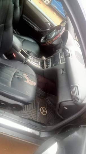 A picture of 2005 BENZ BENZ