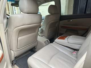 A picture of 2006 Rx330
