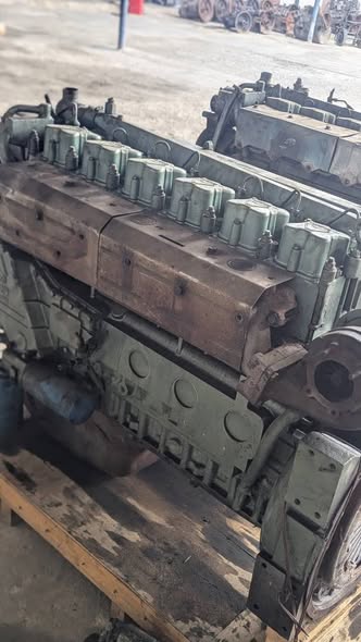 A picture of Engine howo 371 used from abroad