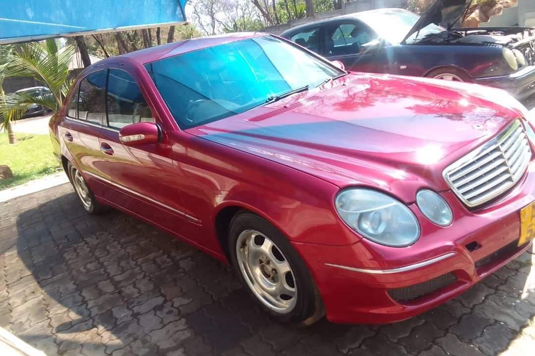 classifieds/cars mercedes