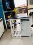 A picture of Kitchen cabinet