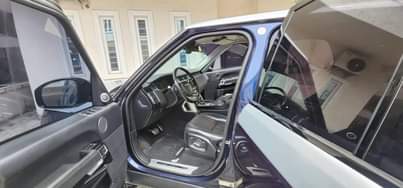 A picture of Distress sale 2019 range rover vogue 33m Have not been