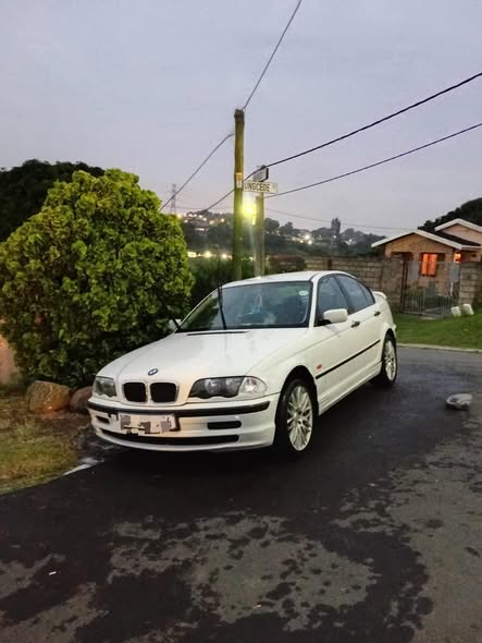 bmw 318i