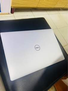 A picture of Dell xps 13