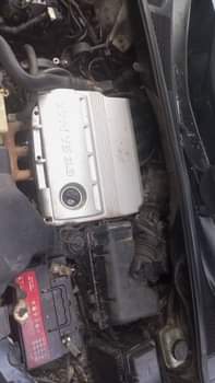 A picture of 2006 Lexus RX330 Documents intact with android screen Silent engine