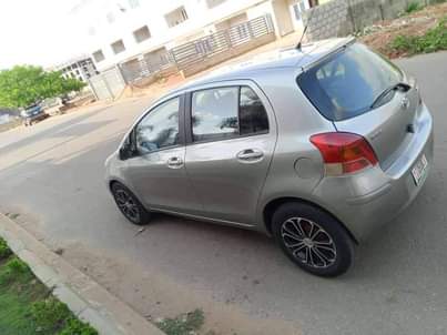 A picture of 2010 Toyota YARIS