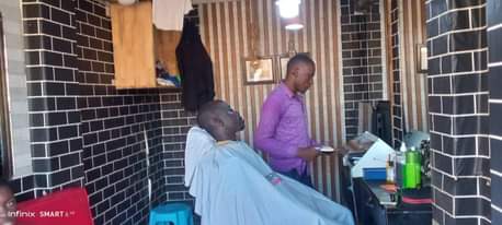 A picture of Saloon for sale in nansana town busubuzi deal with everything