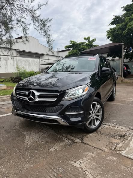 A picture of Foreign used Benz GLE350