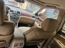 A picture of Toks standard Lexus Es300 everything is working perfectly engine gearAc