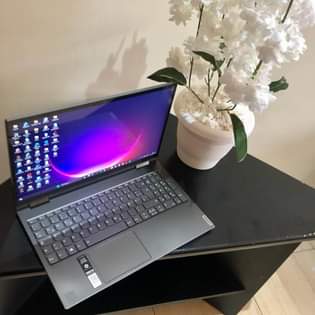 A picture of Lenovo yoga C740