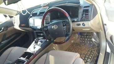 A picture of 2006 Toyota Mark x 2006 Need money now now