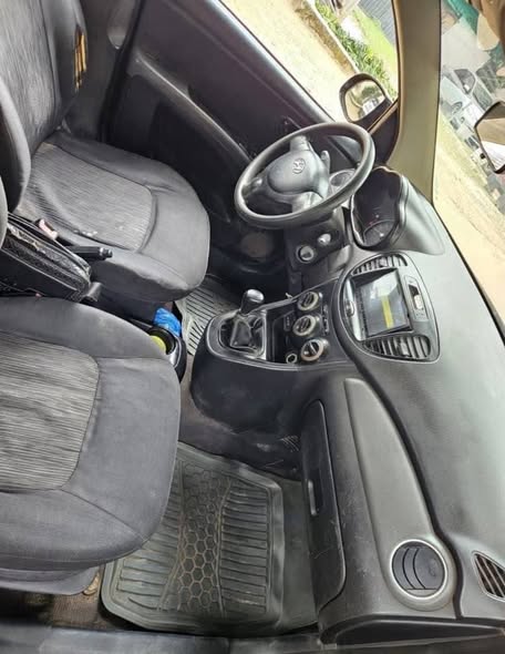 A picture of 2010 HYUNDAI i10