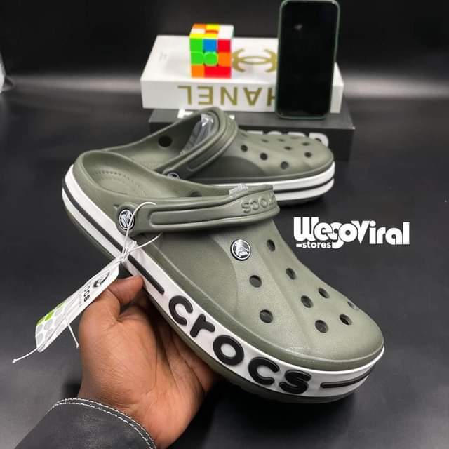 crocs