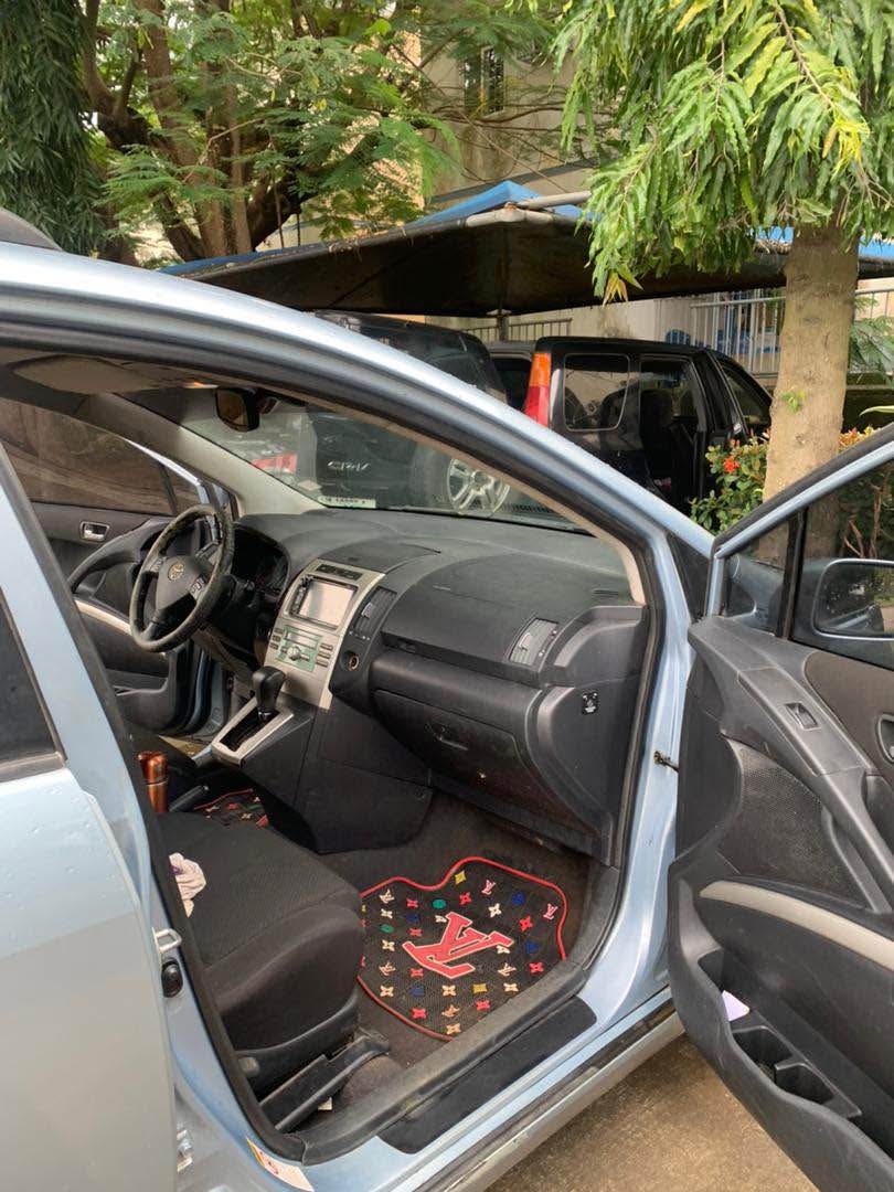 A picture of Toyota Verso
