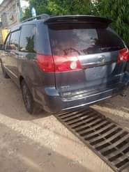 A picture of Neatly Used Toyota Sienna XLE 2008 Model With Untempered Engine