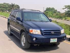 A picture of Toyota Highlander 2003