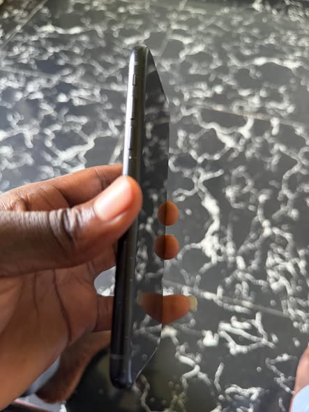 A picture of Used iPhone XR 128gb