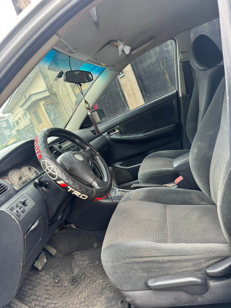 A picture of 2007 Toyota corolla