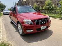 A picture of 2011 Benz GLK350