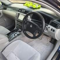 A picture of Toyota crown athletic