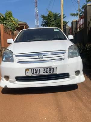 used toyota raum