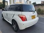 A picture of TOYOTA IST