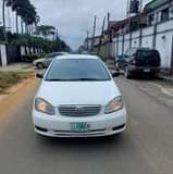 A picture of 2004 Toyota Corolla 4 cylinders