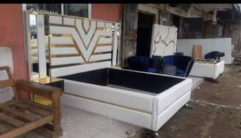 A picture of Furnitures