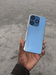A picture of Spark 10 ram 6gb