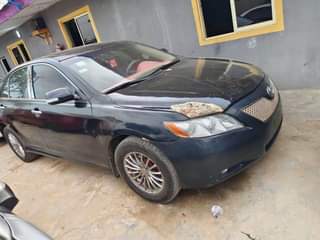 A picture of Toyota Camry 08