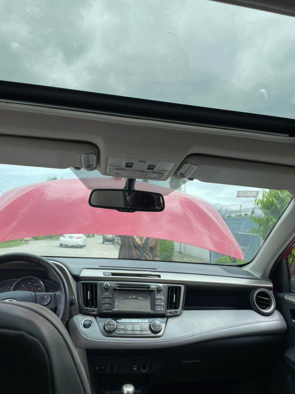 A picture of Toyota RAV4 2013 Full option