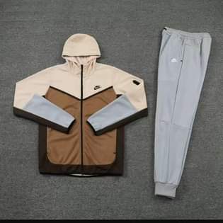 A picture of Nike tech fleece