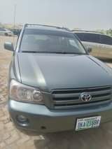 A picture of Toyota Highlander 05