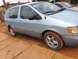 A picture of Toyota Sienna Model