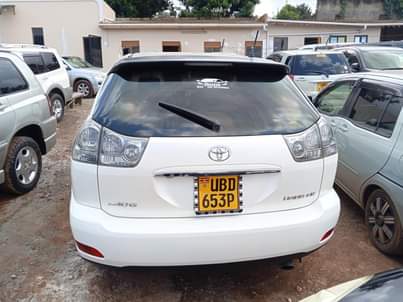 A picture of Toyota Harrier 2005 model Kawundo UBD P series